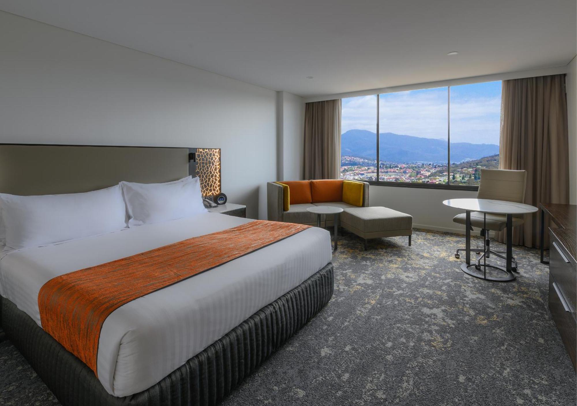 King Room - City Side,1282624030:JPEG